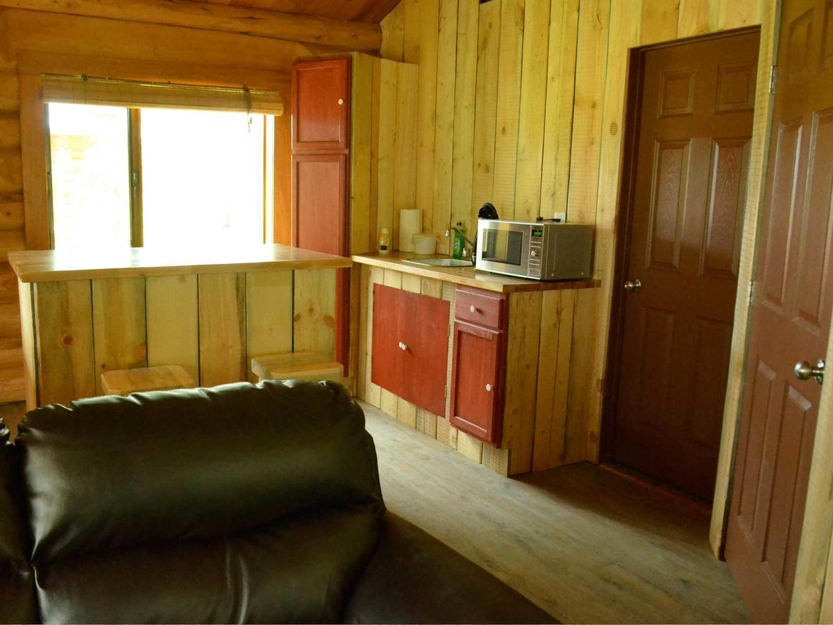 Rock Lake Lodge Rock Lake Lodge Provincial Park Extérieur photo